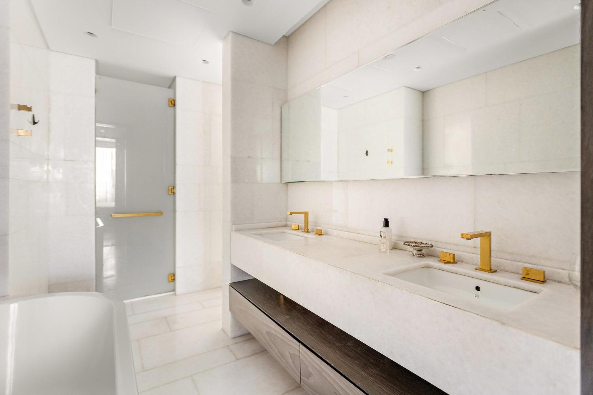 Five Palm Jumeirah With Private Pool Апартаменти *